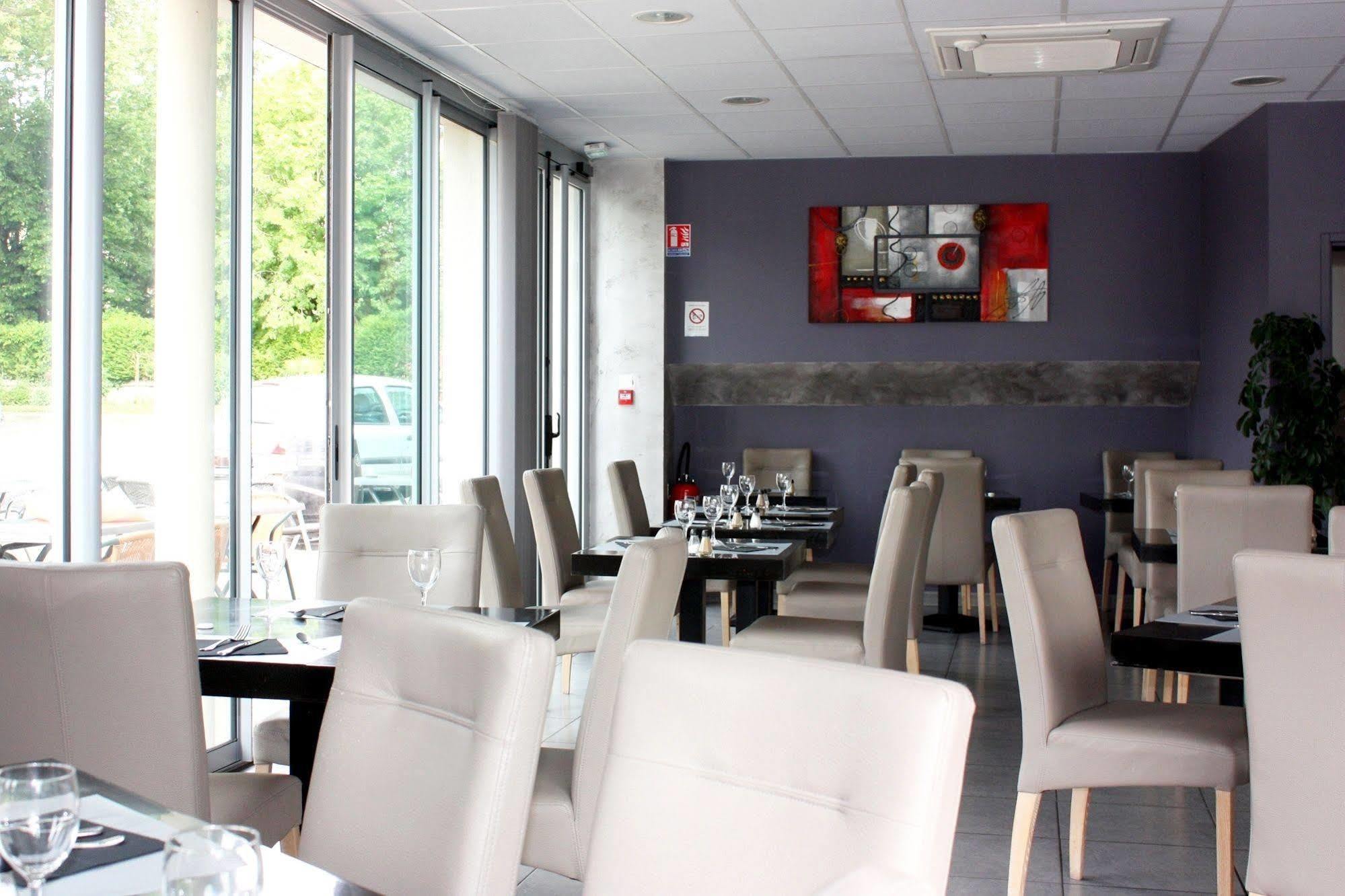 Hotel Le Midi Montaigu-de-Quercy Экстерьер фото